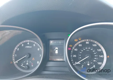 2017 Hyundai Santa Fe Sport 2.4L z USA, uszkodzony, nr VIN 5NMZU3LB8HH031180